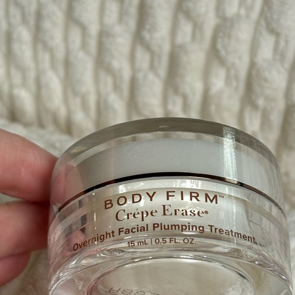 Crepe Erase Overnight Facial Plumping Treatment 50 ml/1.7 fl oz - Picture 2 of 3